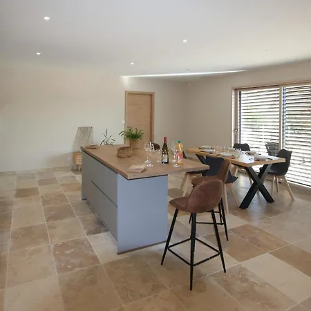 Cozy In La Rousse With Private Swimming Pool, Be Inside Or Outside *